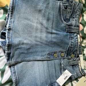 KanCan Light Wash Distressed Jean Shorts